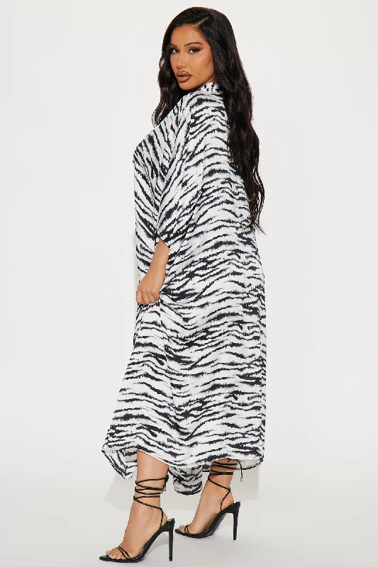 Wild Thang Satin Kaftan Maxi Dress - Black/White